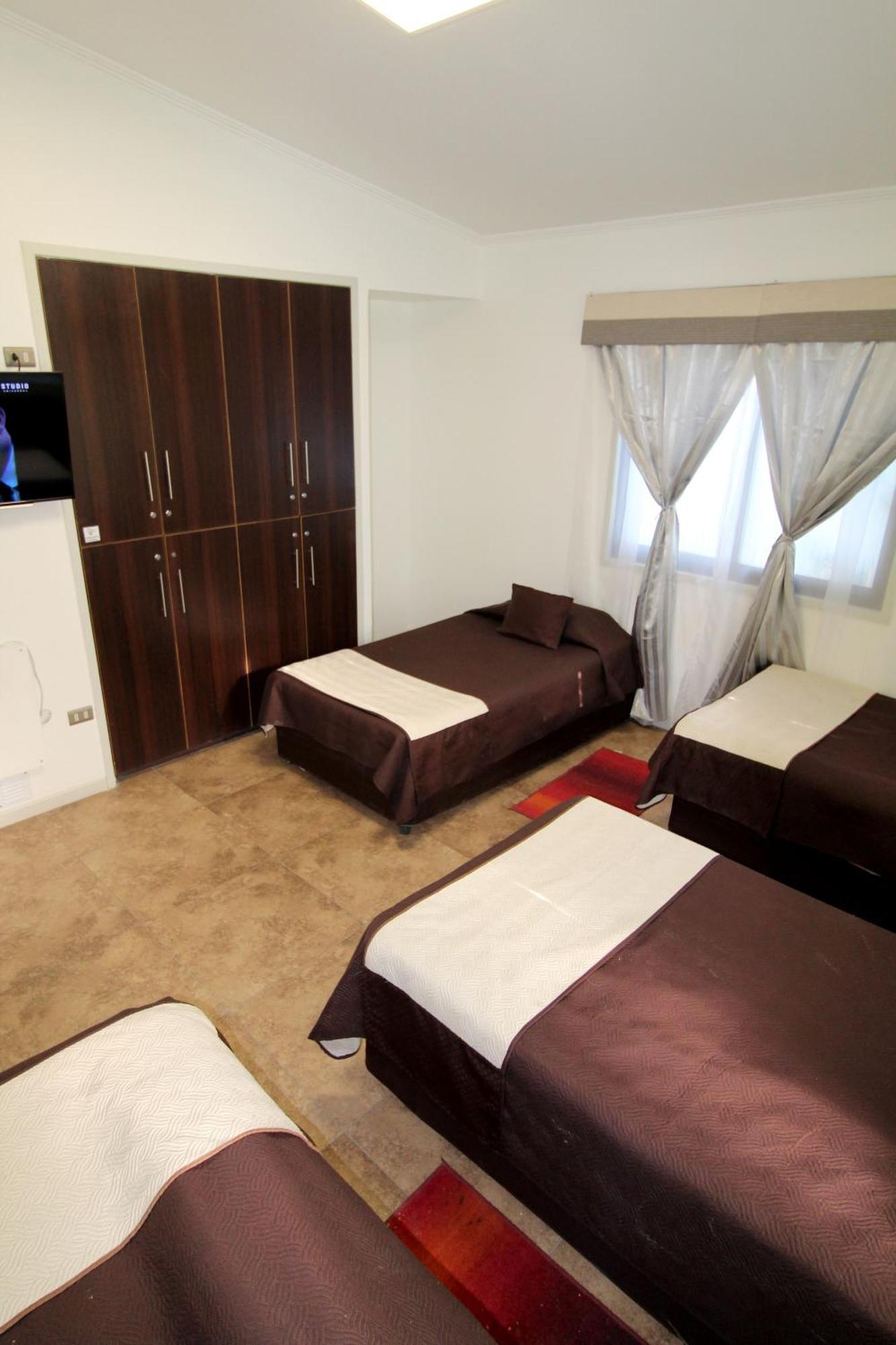 Juku Hostal Калама Екстер'єр фото